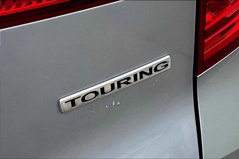Used 2018 Honda Pilot Touring image 9