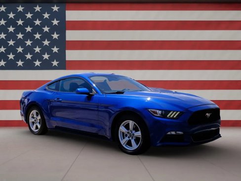 Used 2017 Ford Mustang Coupe image 8