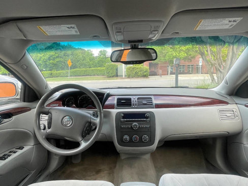 Used 2008 Buick Lucerne CX image 21