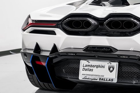 Used 2024 Lamborghini Revuelto image 49
