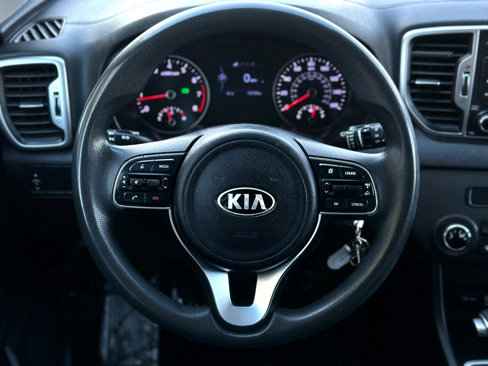 Used 2019 Kia Sportage LX image 17