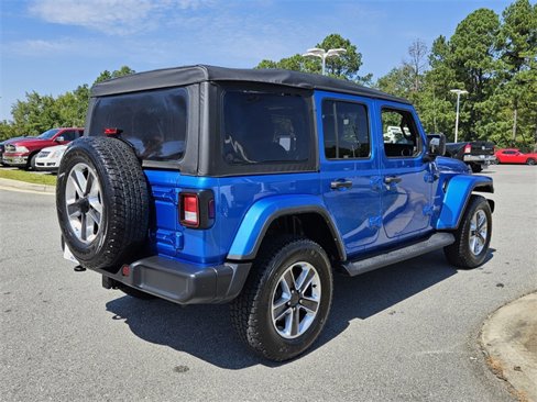 Used 2022 Jeep Wrangler Unlimited Sahara w/ Cold Weather Group image 14