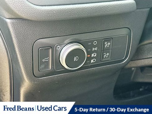 Used 2022 Ford Escape SEL image 12