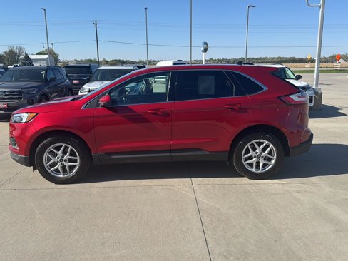 Used 2022 Ford Edge SEL w/ Convenience Package image 6