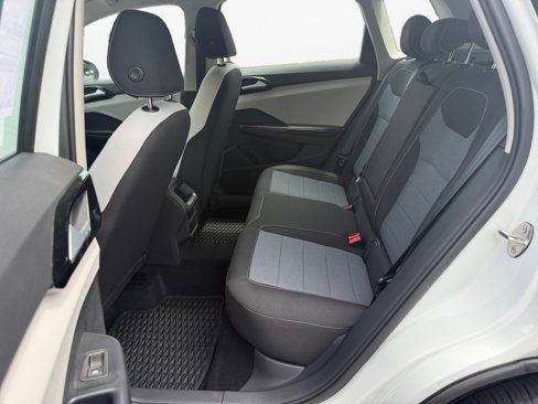 New 2025 Volkswagen Taos S image 13