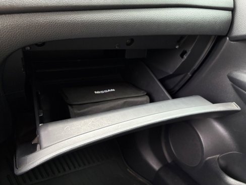 Used 2020 Nissan Rogue S image 5