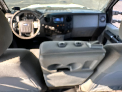 Used 2014 Ford F250 XL w/ Power Equipment Group image 18