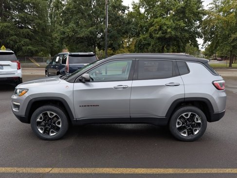 Used 2018 Jeep Compass Trailhawk w/ Safe & Security Group image 2