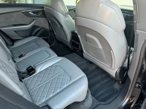 Used 2021 Audi SQ8 Premium Plus image 17