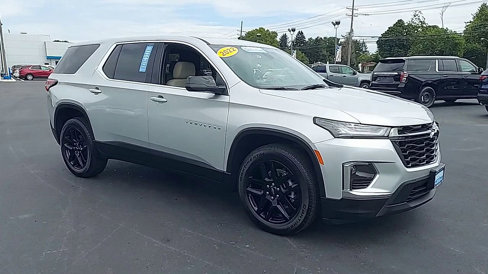 Certified 2022 Chevrolet Traverse LS w/ LPO, Blackout Package image 2