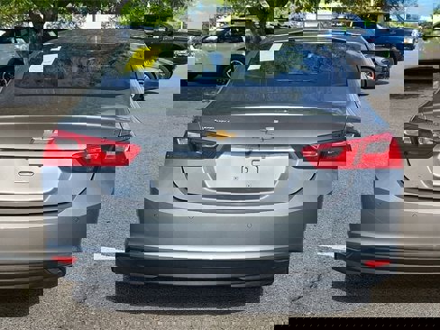 Used 2024 Chevrolet Malibu LT image 10