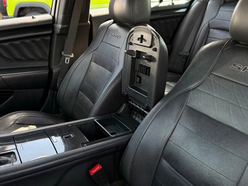 Used 2015 Ford Taurus SHO w/ Equipment Group 401A image 32