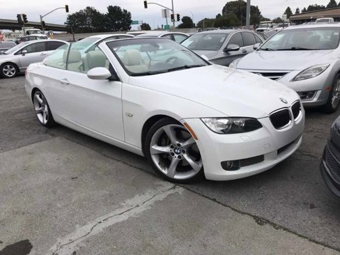 Used 2008 BMW 335i Convertible image 18