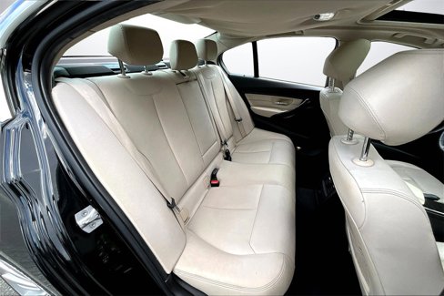 Used 2015 BMW 328i Sedan w/ Premium Package image 23