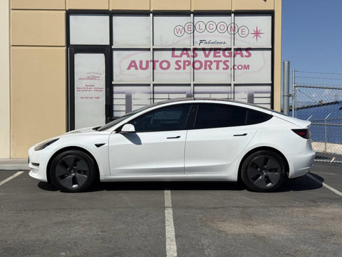 Used 2021 Tesla Model 3 Standard Range Plus image 6