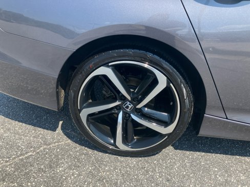 Used 2018 Honda Accord Sport image 23