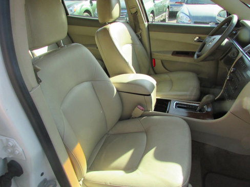 Used 2006 Buick LaCrosse CXL w/ Driver Confidence Package image 14