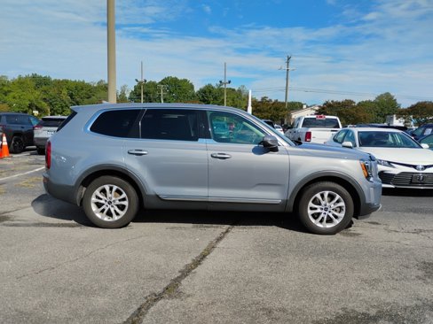 Used 2020 Kia Telluride LX image 2