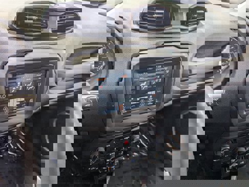 Used 2020 Jeep Renegade Latitude w/ Popular Equipment Group image 23