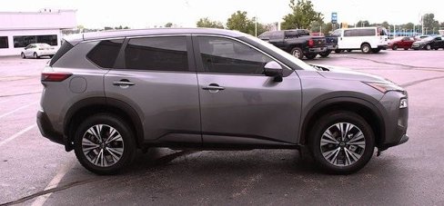 Used 2023 Nissan Rogue SV image 6