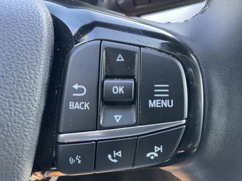 Used 2022 Ford Escape SE w/ SE Sport Appearance Package image 18