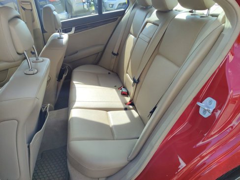Used 2013 Mercedes-Benz C 250 Sedan image 12