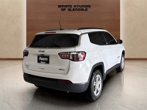 Used 2023 Jeep Compass Latitude image 6
