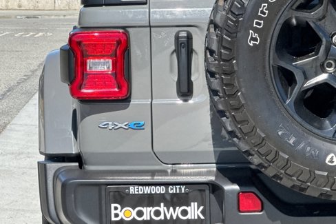 Used 2023 Jeep Wrangler Unlimited Sahara image 28