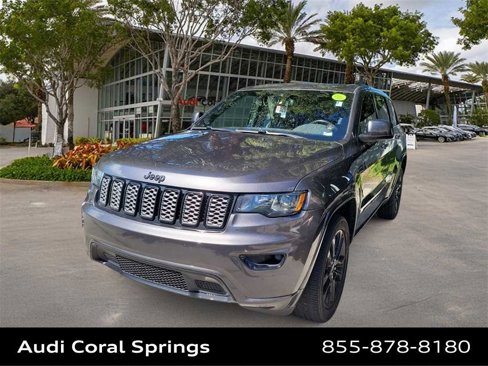 Used 2020 Jeep Grand Cherokee Altitude image 1