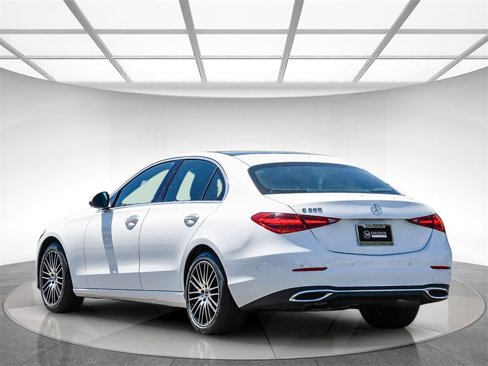 Used 2024 Mercedes-Benz C 300 Sedan image 2