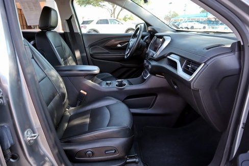 Used 2024 GMC Terrain SLT image 21