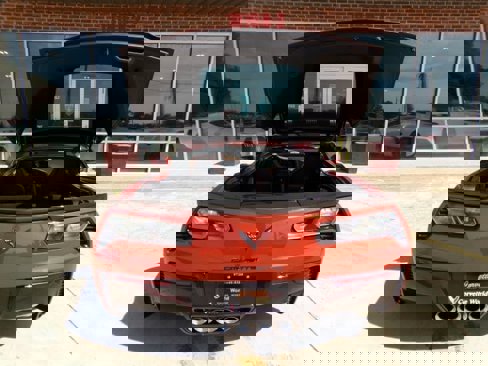 Used 2016 Chevrolet Corvette Z06 w/ 3LZ Preferred Equipment Group image 12