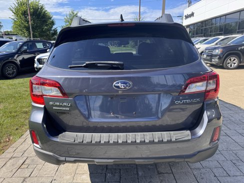 Used 2016 Subaru Outback 2.5i Premium image 12