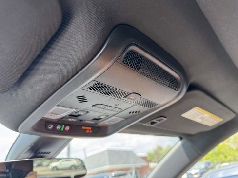 Certified 2022 Cadillac XT5 Premium Luxury image 16