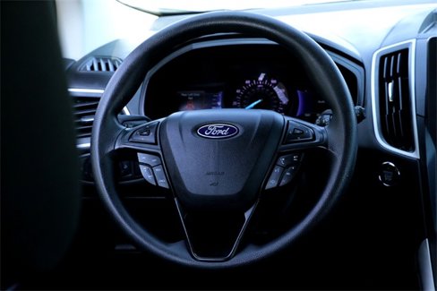 Used 2022 Ford Edge SE w/ Black Appearance Package image 29