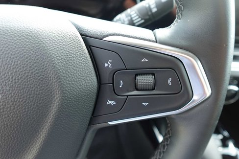 Used 2024 Chevrolet Trax ACTIV w/ Sunroof Package image 16
