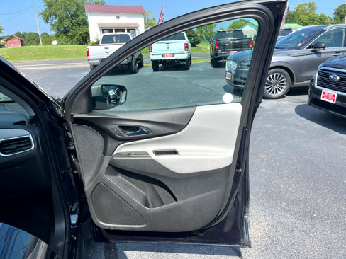 Used 2020 Chevrolet Equinox LS w/ LS Convenience Package image 27