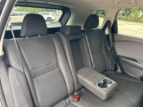 Used 2023 Nissan Rogue S image 40