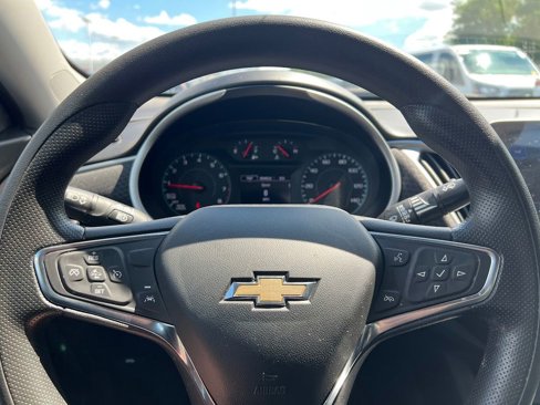 Used 2023 Chevrolet Malibu LS image 39