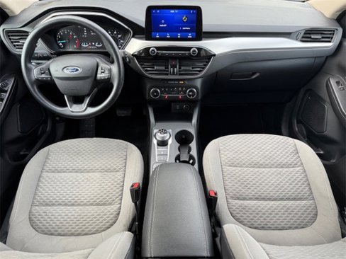 Used 2020 Ford Escape SE image 18