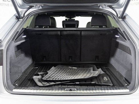 Used 2019 Audi Q8 Premium image 26