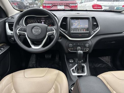 Used 2015 Jeep Cherokee Limited image 9