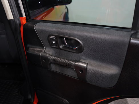 Used 2003 Land Rover Discovery S image 29