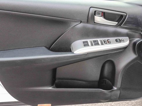 Used 2013 Toyota Camry SE image 20