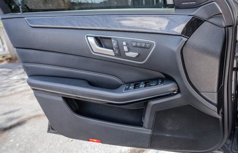 Used 2016 Mercedes-Benz E 350 Sedan image 25