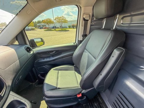 Used 2022 Mercedes-Benz Metris image 14