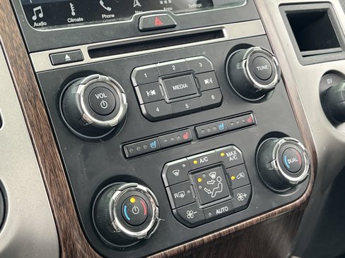Used 2017 Ford Expedition EL King Ranch image 30