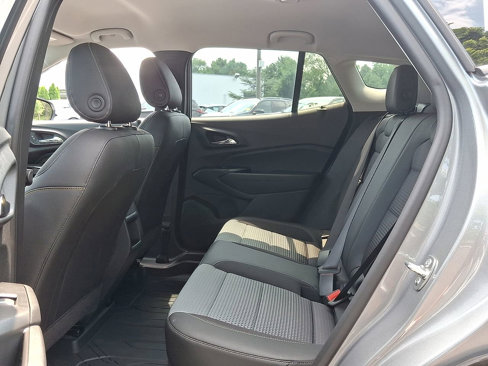 New 2025 Chevrolet Trax LT image 13