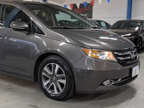Used 2015 Honda Odyssey Touring image 3