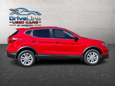 Used 2018 Nissan Rogue Sport SV image 8